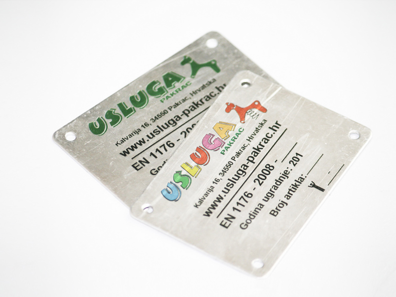 Natpisne pločice u industriji