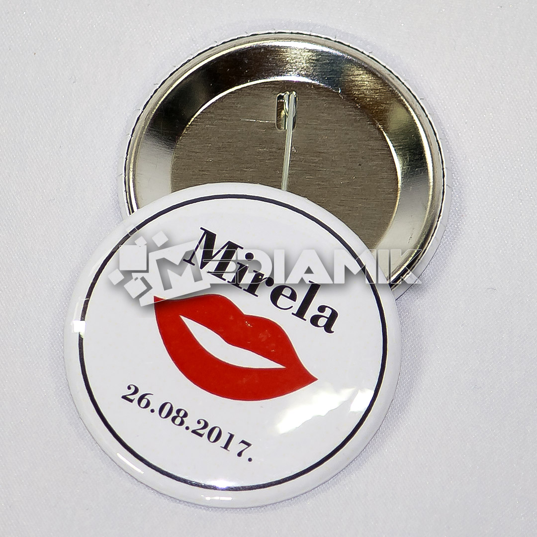 Bedž kao poklon za vjenčanje